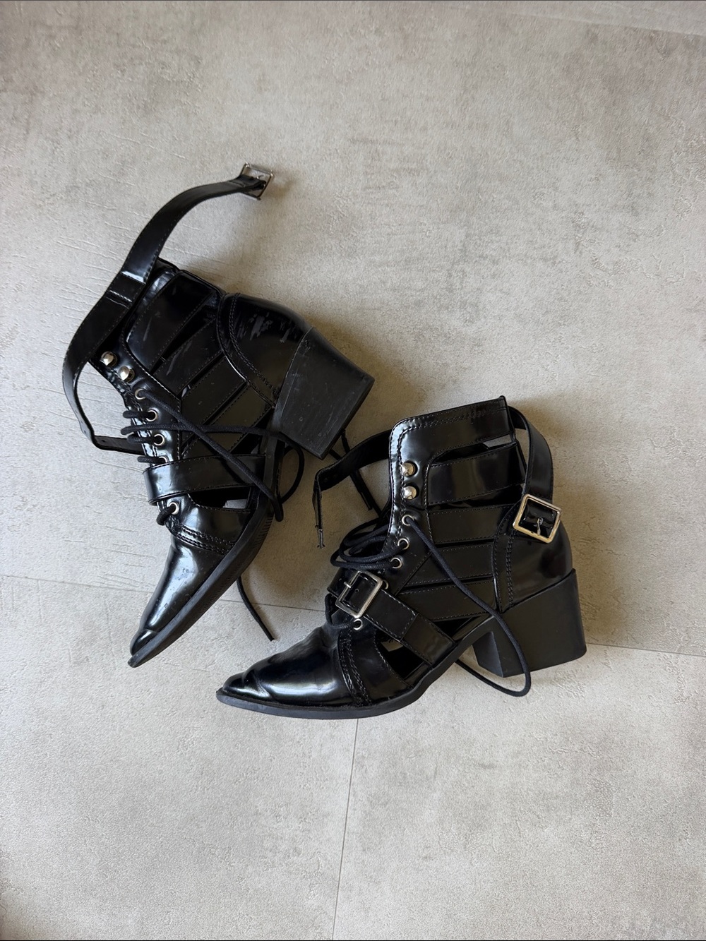 Forever 21 Black Strappy Pointed Toe Chunky Heel Ankle Boots